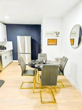 1BR 1Q Bed Queen Sofa bed DwnTwn Med Center